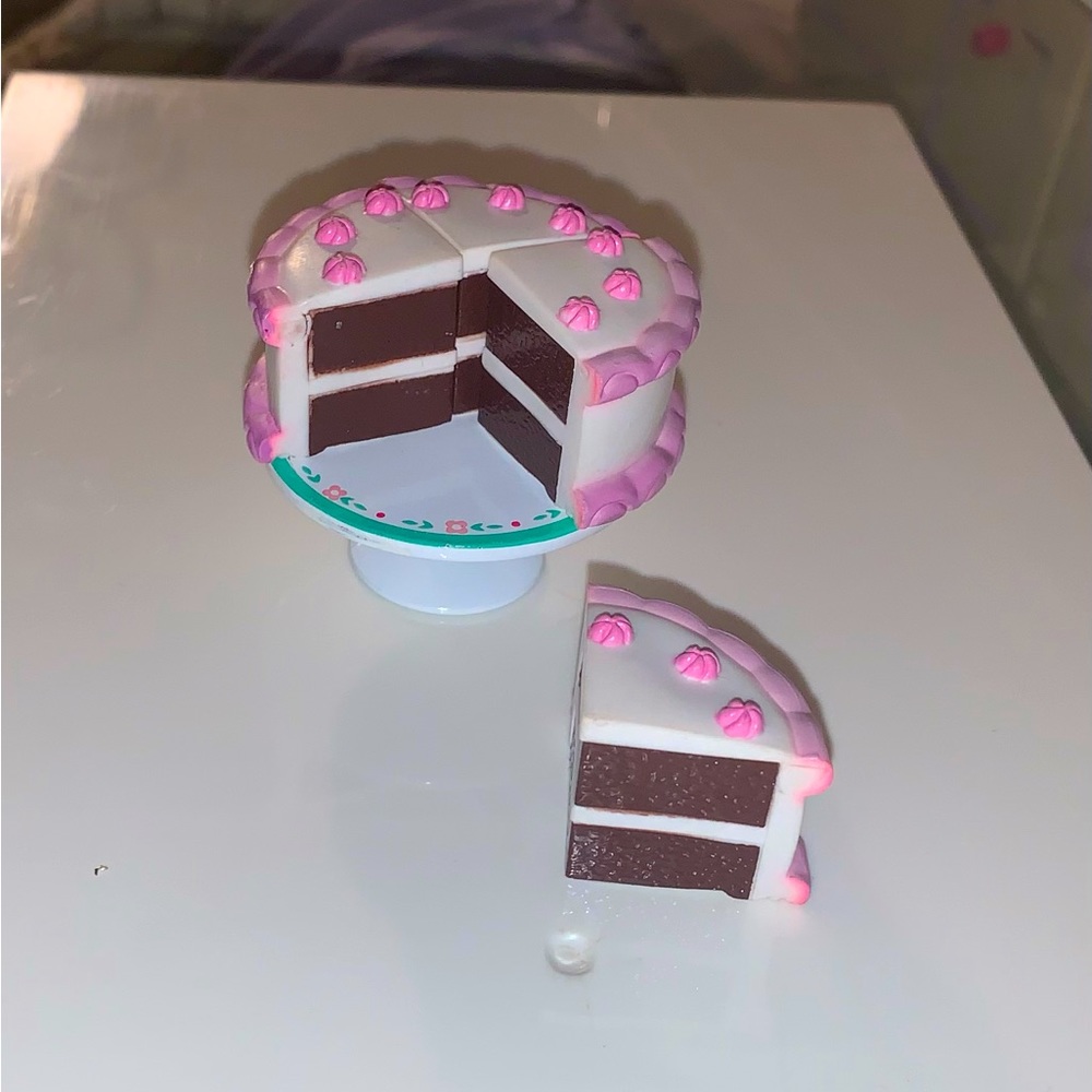 Vintage TYCO kitchen littles 1996 cake set $15